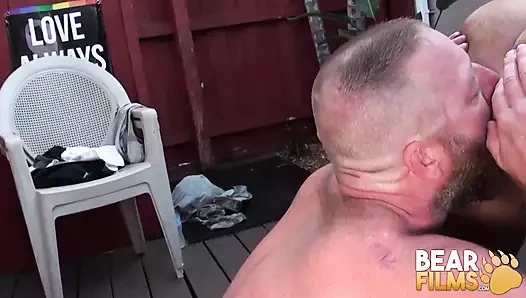 Bearfilms - bear dalton hawg tarafından yetiştirilen latino alejandro avila