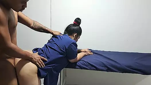 Bu seksi adam için rahatlatıcı bir masaj, beni çok azgın yapıyor pt4 – sonunda çok iyi sikişiyoruz