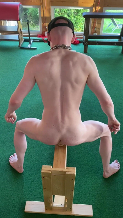 Dildobench köle olimpiyatları