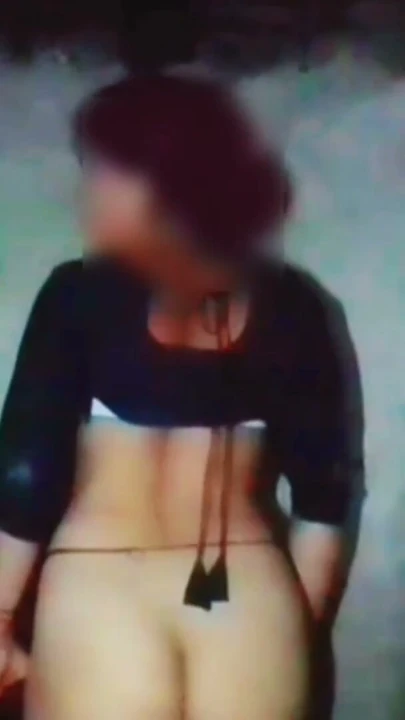 Lavanya ateşli seksi genç fit vücutlu kız | Klip 2