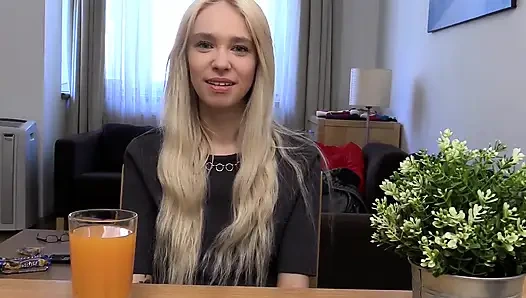 Seksi öğrencinin paraya ihtiyacı var- röportaj