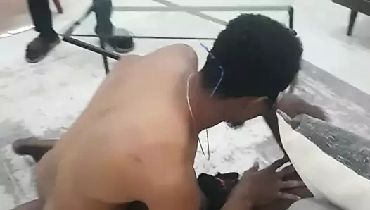 Emme kedi içinde porno sürgün nijerya