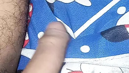 Kub pela karıma kırmızı boyalı ve sarı kurti, bharatvarsh'ta bütün gece çok eğlendim