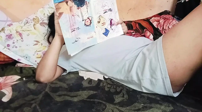 Бхари школьницу положили в комнату