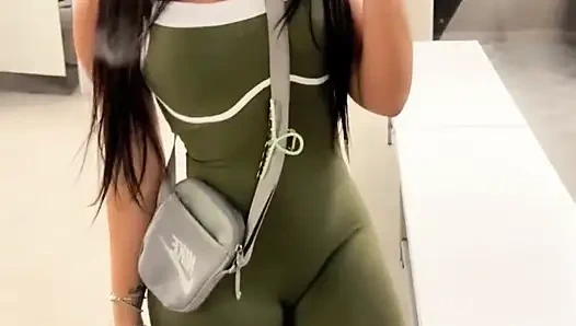 Spor Salonu Tuvalet Odası