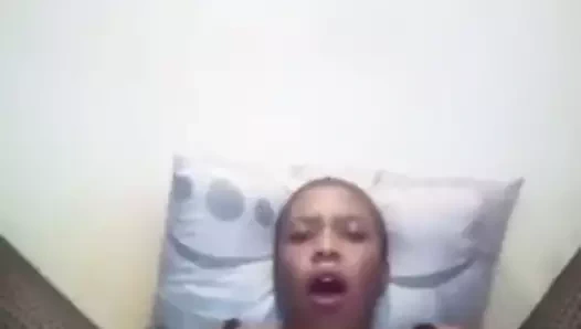 Afrika kız arkadaşım benim için lanet