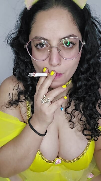 Eddie Queens ft. babyluna939 - Princess Belle Smoking Fetish, Smoke Blowjob and Facial Finish Part 1