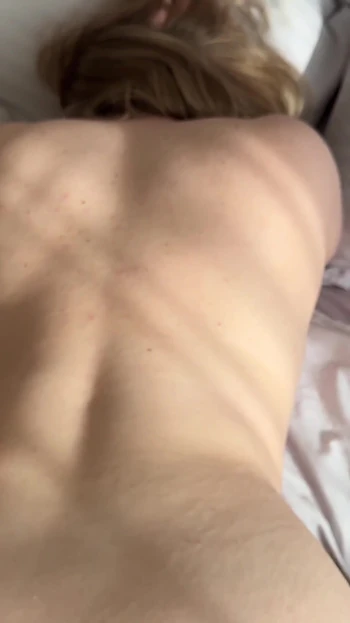 Эпический момент из "Мокрая розовая киска моей грудастой жены"