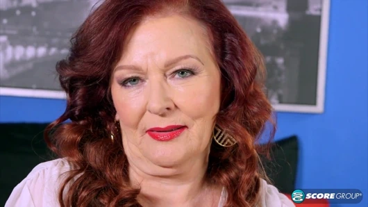 73 yaşındaki ateşli amcığı sik!