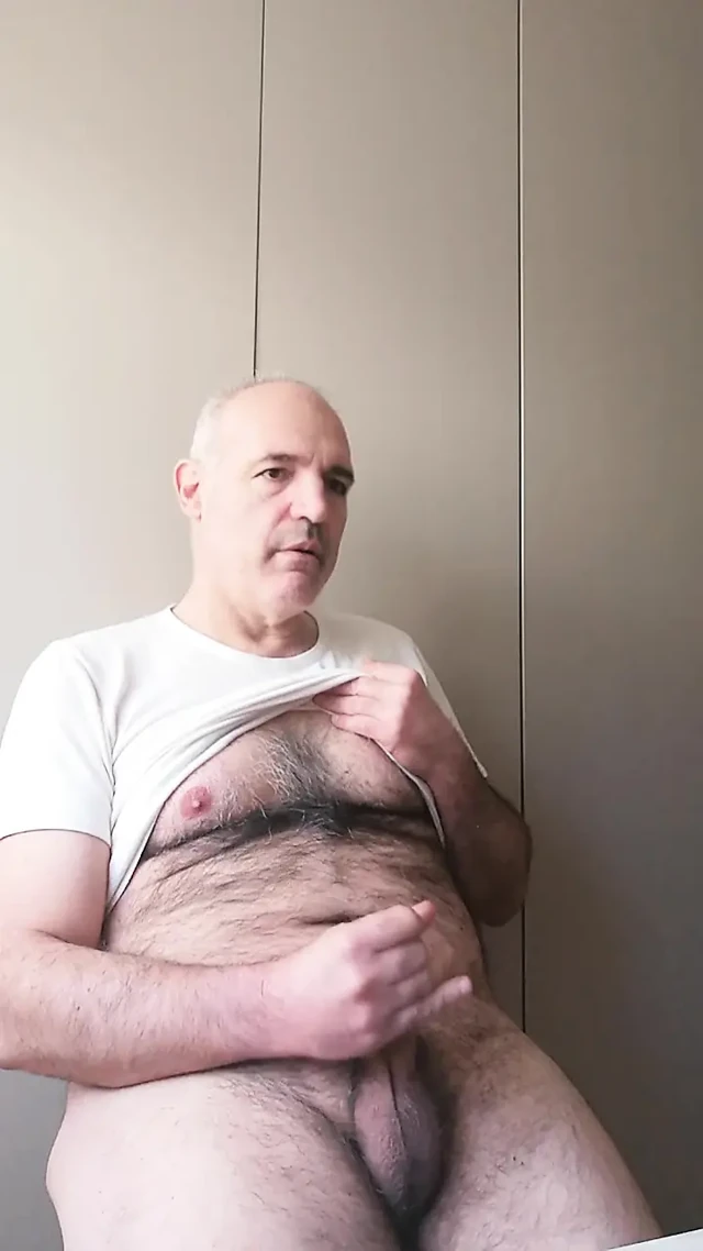 Şehvetimi yatıştırmak için hızlı bir elle muamele
