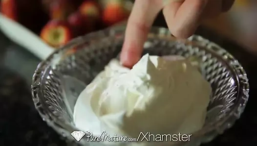 Puremature - boxum anka kuşu marie sik üzerinde yukarı ve aşağı zıplıyor