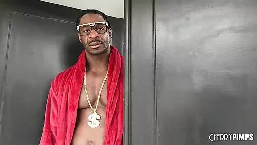 Büyük götlü Willow Ryder jax slayher ile büyük siyah yarağı gözetler