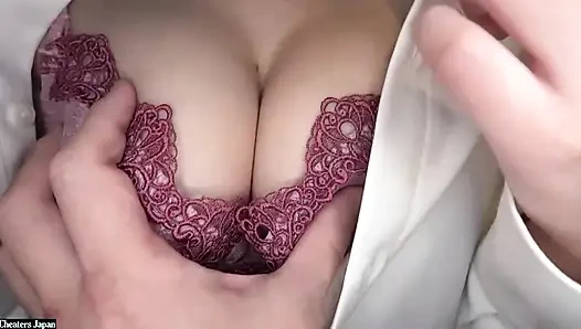 Heyecanlı olduğunda çıldırıyor