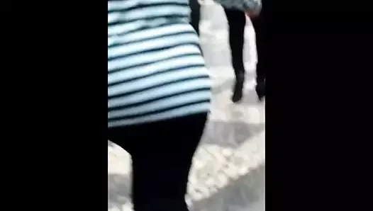 Lombo milf (orta yaşlı kadin)