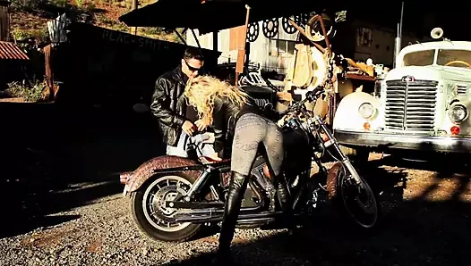 Yüksek kaliteli seks sahneleri - cesaret! - Melek gözleri bölüm #3