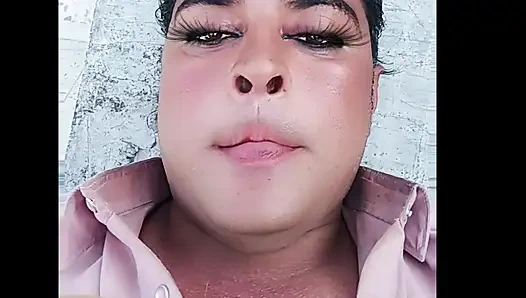 Yalnız evde Pakistanlı büyük