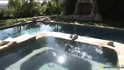 Debi elmas açık milf anal