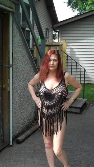 Redhot kızıl saçlı gösteri 9-5-2017 (yine halka yakalandı)