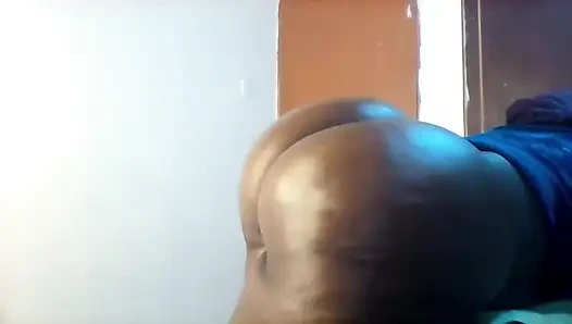 Yukarı çıkıp amına aç olan var mı