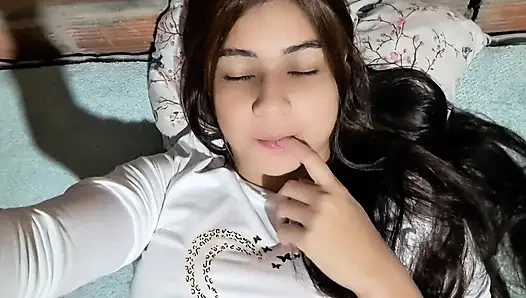 BANA TAMAMEN VERDIKLERINI SEVIYORUM BU BENI KOLAYLAŞTIRIYOR