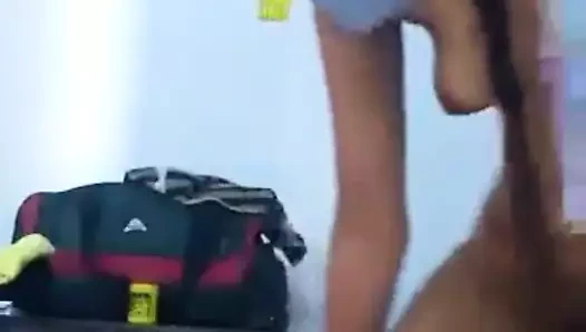 Hint desi genç kızın kedi ve göğüsleri – 4khd