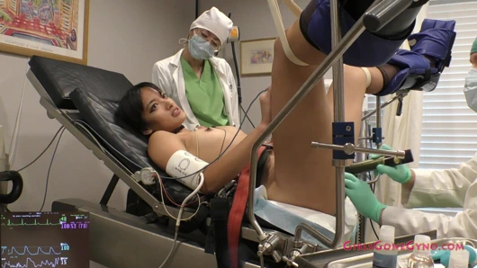 $CLOV - Channy Crossfire orgazm oluyor - doktor tampa