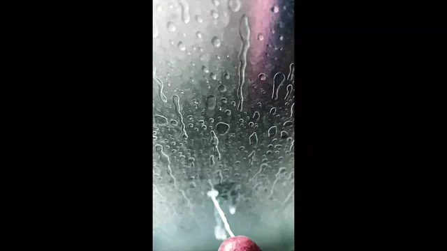 Rahatlatıcı ağır çekim kremsi mastürbasyon boşalması