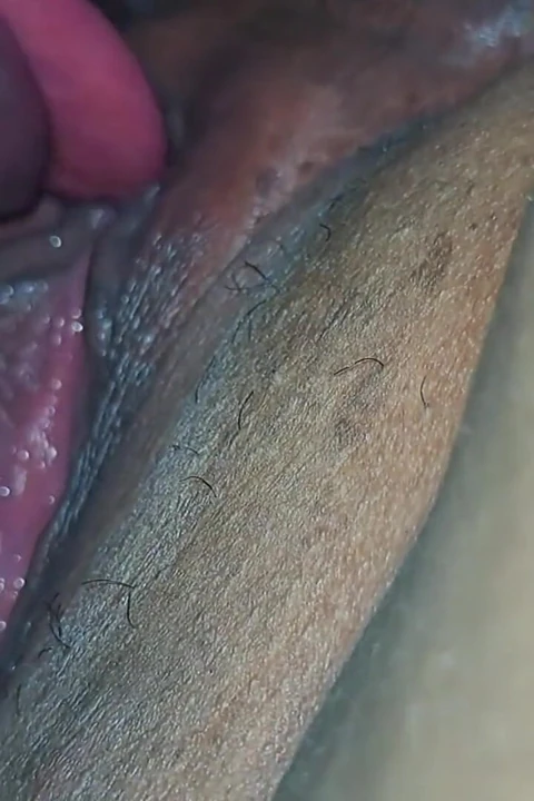 Wildenglishbbw büyük zenci yarağı nata4sex klitorisimi yalıyor diliyle beni sikiyor