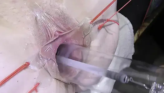 Uzak Yayılmış Vajina Yakın Çekimde Lambayla 1000watt