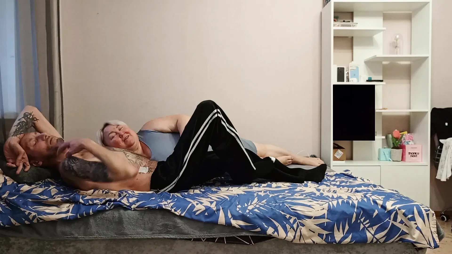 Stepmom loves it when I cum in her mouth