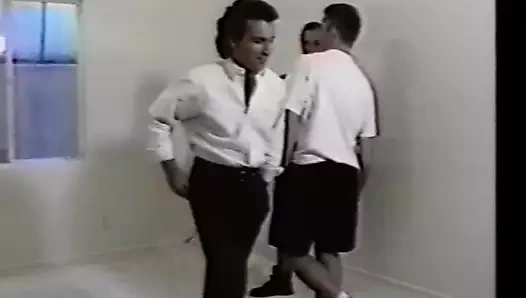 tonda gay dostum straddles ikinci dostum kim yalıyor onun horoz ve taşaklar