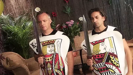 Cosplay seks partisi dil eskrim takasına dönüşüyor