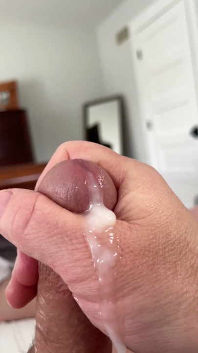 Slo-mo Cumshot