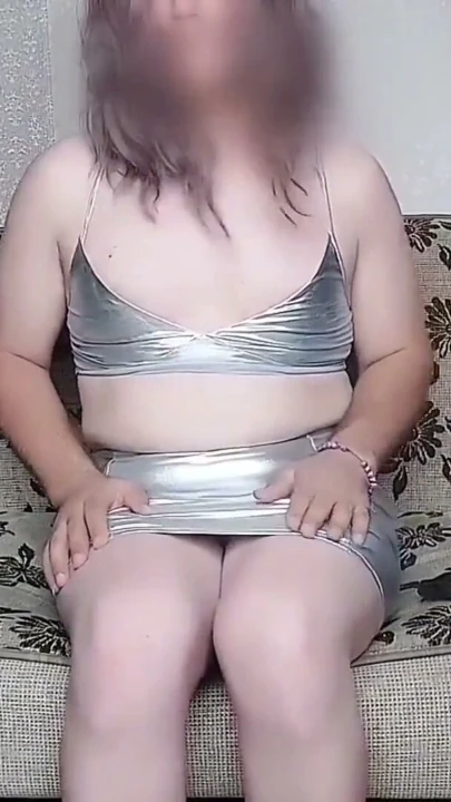 Büyük götlü transeksüel güzel beyaz sürtük kadın kılıklı ladyboy | Klip 2