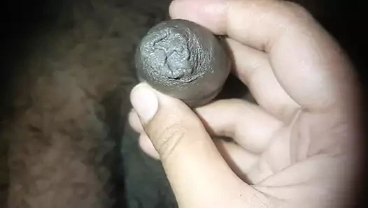 Üniversiteli kızlar erkek arkadaşıyla erkek pansiyona geliyor ve sert seks yapıyor