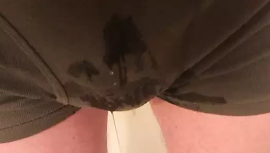 iç çamaşırıma işemek