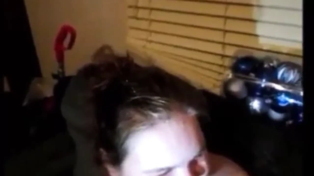 Pis çük emme karısı şişman horoz berbat &amp; alır bir sürpriz boşalmak yüz