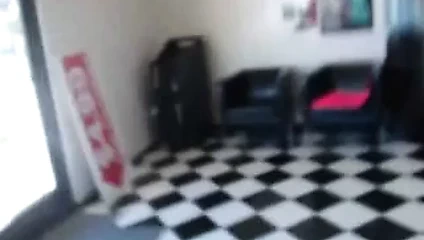 Redhead deepthroats dev horoz arkasında tezgah arasında dükkan