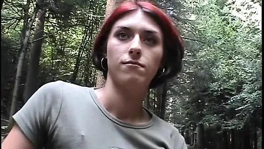 Ateşli kızıl saçlı oğlu için mastürbasyon yapıyor