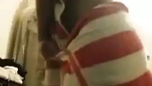 kız striptiz ve losyon