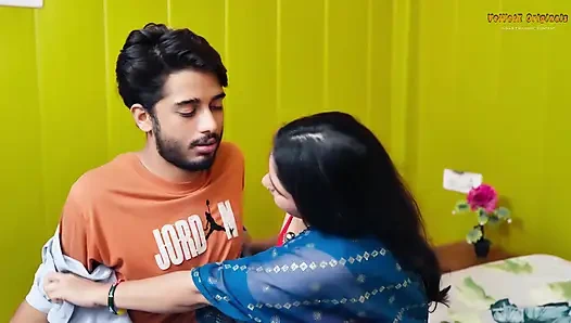 Bakire genç oğlan Hintli seksi ateşli yenge ile ilk kez seks yapıyor 4k ultra hd tam videolar