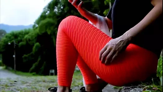 Kapıda oral seks için bir arkadaştan ziyaret.