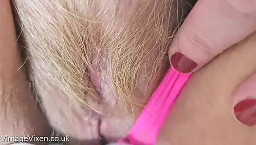 GÜZEL IRI GÜZEL KADıN OLGUN KıLLı AMCıK