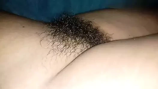 Kız sevgilisiyle sikişiyor