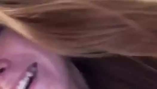Linda tatlı çalıyor