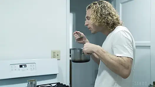 Saf tabu yalnız Michael Vegas aşkı yapay zekada buluyor Ana Foxxx