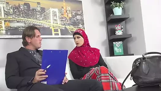 Avukat, iyi müslüman kedi azgın pov için yerleşir