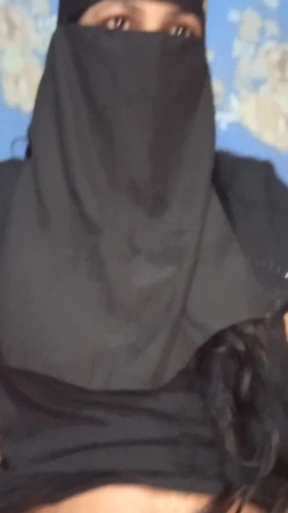 Bangladeşli sert güzellik ve romantik ilişkiler ev yapımı güzel sikişiyor gerçek desi kız | Klip 1