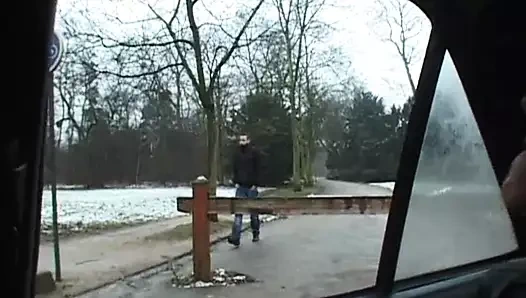 charlotte et claire chasse la queue