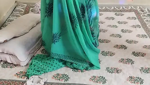 Seksi baldızın amını ve Dhund'un seksi amını sikiyor